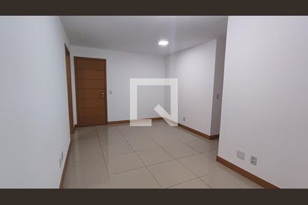 Sala de apartamento para alugar com 3 quartos, 70m² em Barra Olímpica, Rio de Janeiro