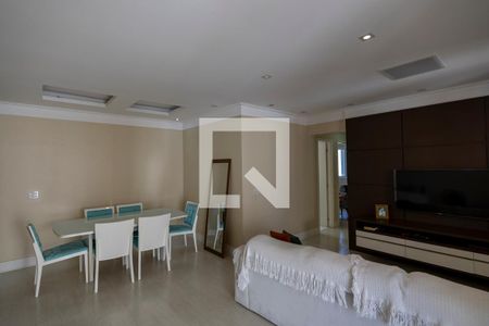 Sala de apartamento à venda com 3 quartos, 105m² em Jardim Tupanci, Barueri