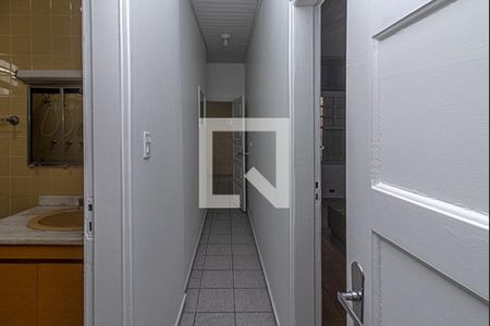 Corredor de casa à venda com 3 quartos, 190m² em Vila Gumercindo, São Paulo