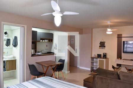 Studio de apartamento para alugar com 1 quarto, 32m² em Centro, Curitiba
