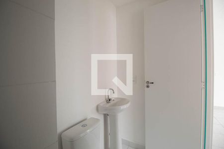 Banheiro  de apartamento para alugar com 2 quartos, 33m² em Vila Maria, São Paulo