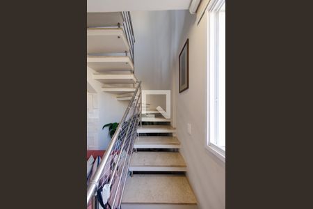 Escada de apartamento à venda com 3 quartos, 177m² em Grajaú, Belo Horizonte