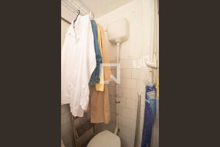 Banheiro de apartamento à venda com 4 quartos, 89m² em Cristal, Porto Alegre