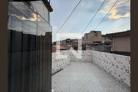 Varanda de casa para alugar com 2 quartos, 80m² em Jardim Aclimacao, Santo André