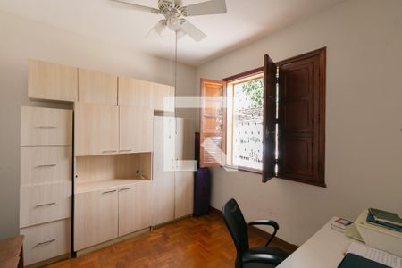 Quarto 1 de casa à venda com 3 quartos, 300m² em Renascença, Belo Horizonte