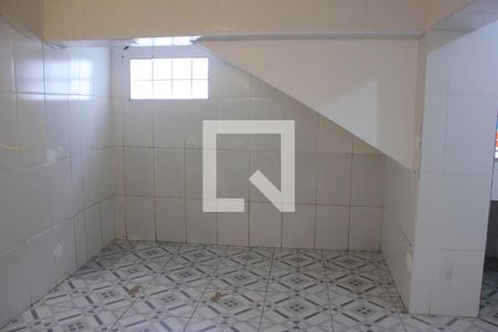 Sala  de casa para alugar com 2 quartos, 90m² em Jardim Dourado, Guarulhos