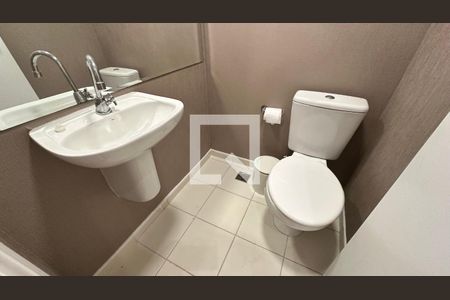 Lavabo de apartamento para alugar com 3 quartos, 93m² em Recreio dos Bandeirantes, Rio de Janeiro