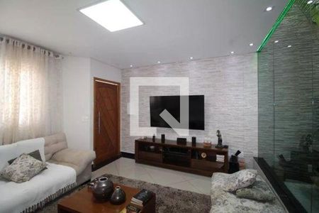 Casa à venda com 3 quartos, 225m² em Vila Guilhermina, São Paulo