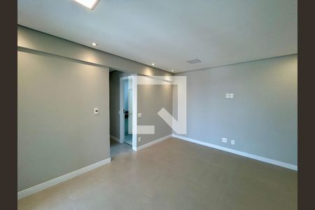 Sala de apartamento à venda com 2 quartos, 60m² em Gopouva, Guarulhos