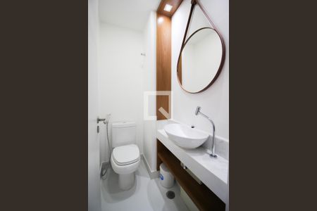 Lavabo de apartamento para alugar com 1 quarto, 50m² em Moema, São Paulo