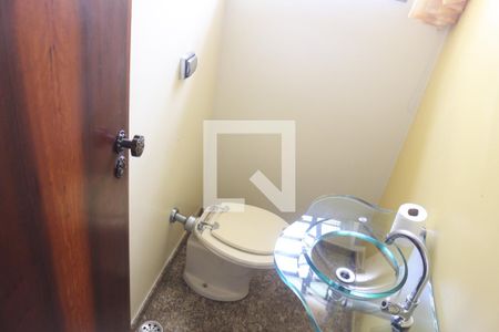 Lavabo 1 de casa à venda com 3 quartos, 228m² em Barcelona, São Caetano do Sul
