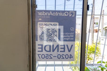Plaquinha de casa de condomínio à venda com 2 quartos, 80m² em Cavalhada, Porto Alegre