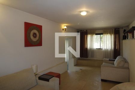 Sala 2 de casa para alugar com 4 quartos, 300m² em Passo D’areia, Porto Alegre