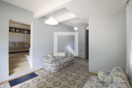Sala 1 de casa para alugar com 4 quartos, 300m² em Passo D’areia, Porto Alegre
