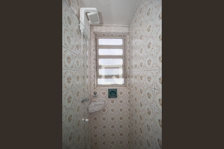 Banheiro de apartamento para alugar com 1 quarto, 49m² em Centro Histórico, Porto Alegre