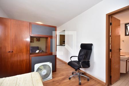 Quarto de apartamento à venda com 1 quarto, 35m² em Vila Suzana, São Paulo