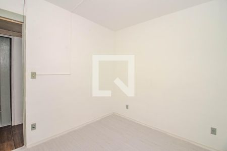Quarto 2 de apartamento para alugar com 2 quartos, 40m² em Rubem Berta, Porto Alegre