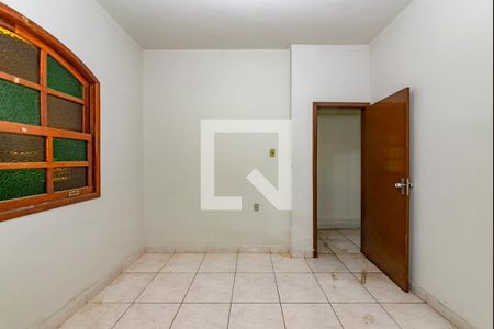 Quarto  de casa à venda com 3 quartos, 500m² em Alto Caiçaras, Belo Horizonte