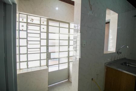 Sala/Cozinha de casa para alugar com 1 quarto, 30m² em Vila Libanesa, São Paulo
