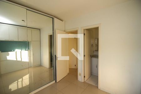 Quarto Suíte de apartamento para alugar com 3 quartos, 79m² em Partenon, Porto Alegre