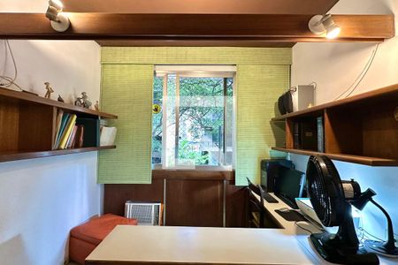 Quarto 1 de apartamento à venda com 3 quartos, 120m² em Ipanema, Rio de Janeiro