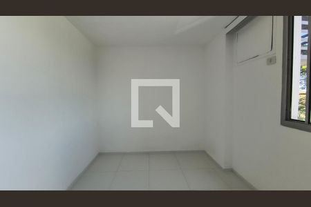 Quarto 1 de apartamento para alugar com 2 quartos, 58m² em Barra da Tijuca, Rio de Janeiro