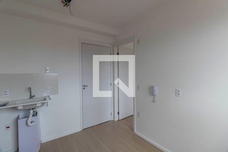 Sala/Cozinha de apartamento para alugar com 2 quartos, 25m² em Vila Ema, São Paulo