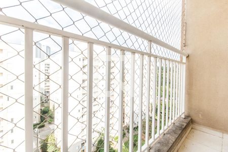 Sacada de apartamento à venda com 2 quartos, 61m² em Jardim Tupanci, Barueri