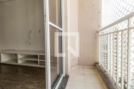 Sacada de apartamento à venda com 2 quartos, 61m² em Jardim Tupanci, Barueri