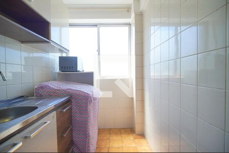 Cozinha de kitnet/studio para alugar com 1 quarto, 37m² em Industrial, Novo Hamburgo