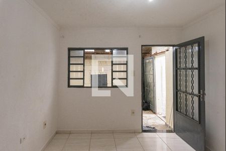 Sala de casa para alugar com 2 quartos, 40m² em Jardim Santa Lúcia, Campinas
