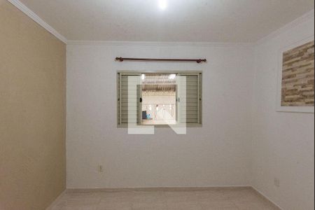 Quarto 1 de casa para alugar com 2 quartos, 40m² em Jardim Santa Lúcia, Campinas