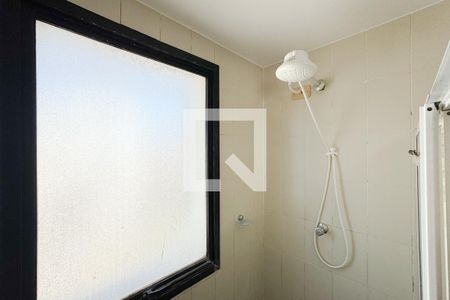 Banheiro de apartamento para alugar com 1 quarto, 45m² em Sumarezinho, São Paulo