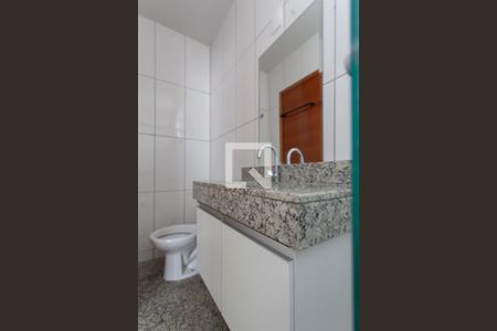 Banheiro da Suíte de apartamento à venda com 3 quartos, 80m² em Santa Monica, Belo Horizonte