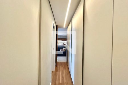 Corredor de apartamento à venda com 3 quartos, 106m² em Vila Clementino, São Paulo