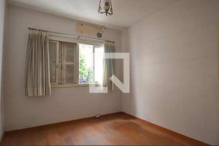 Quarto  de casa à venda com 3 quartos, 239m² em Petrópolis, Porto Alegre