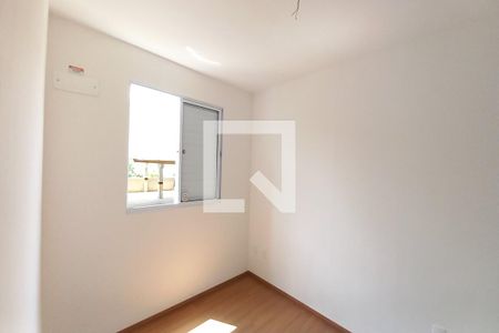 Quarto 2  de apartamento para alugar com 2 quartos, 45m² em Vila Satúrnia, Campinas