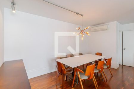 Sala de apartamento para alugar com 3 quartos, 129m² em Moema, São Paulo