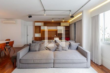Sala de apartamento para alugar com 3 quartos, 129m² em Moema, São Paulo