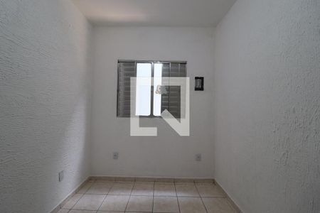 Quarto 2 de casa para alugar com 2 quartos, 45m² em Vila Guaraciaba, Santo André