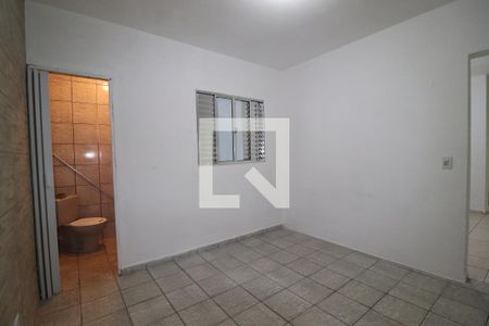 Sala de casa para alugar com 2 quartos, 45m² em Vila Guaraciaba, Santo André