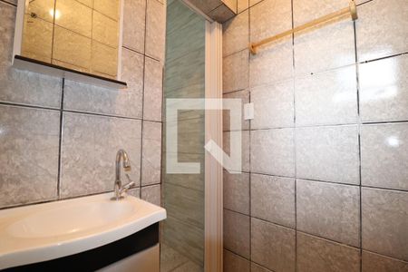 Lavabo de casa para alugar com 2 quartos, 45m² em Vila Guaraciaba, Santo André