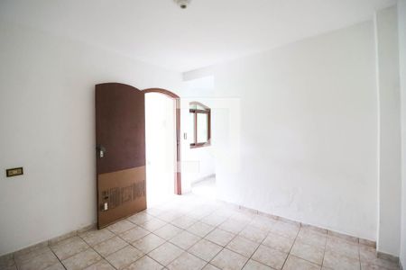 Sala/Quarto de casa para alugar com 1 quarto, 30m² em Jardim Virginia Bianca, São Paulo