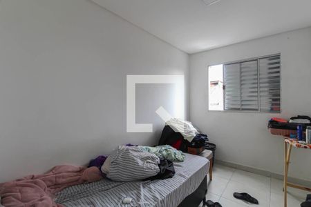 Quarto 1 de casa para alugar com 2 quartos, 80m² em Parque Santa Madalena, São Paulo
