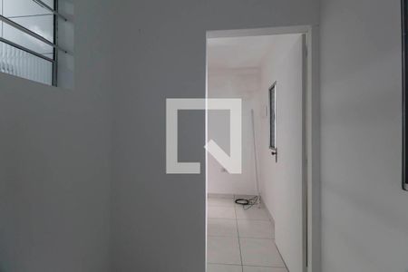 Quarto de casa para alugar com 1 quarto, 80m² em Parque Santa Madalena, São Paulo