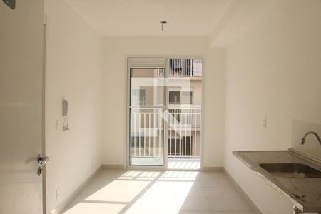 Sala/Cozinha de apartamento para alugar com 1 quarto, 30m² em Bom Retiro, São Paulo
