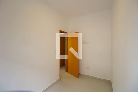 Quarto 1 de apartamento para alugar com 2 quartos, 50m² em Vila Ivone, São Paulo