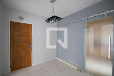 Sala de apartamento para alugar com 2 quartos, 80m² em Mutua, São Gonçalo