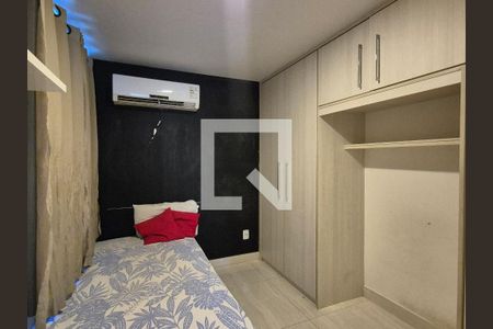 Quarto 1 de casa de condomínio para alugar com 3 quartos, 150m² em Vargem Pequena, Rio de Janeiro