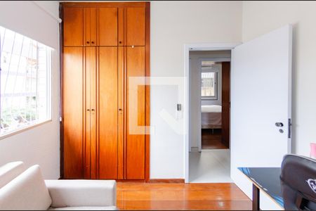Quarto 1 de apartamento para alugar com 3 quartos, 101m² em Nova Granada, Belo Horizonte